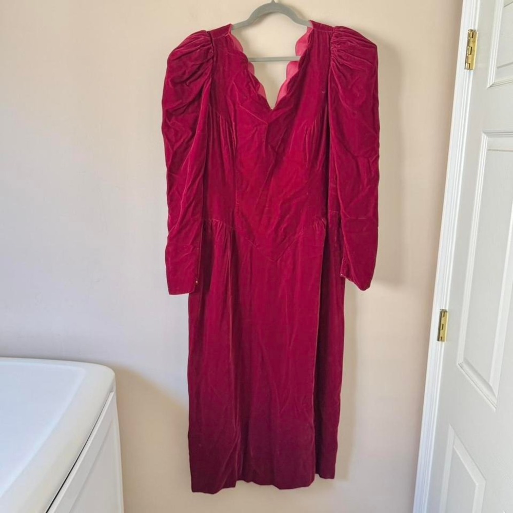 Vintage pufff shoulder velvet dress Dark Raspberry pink XL